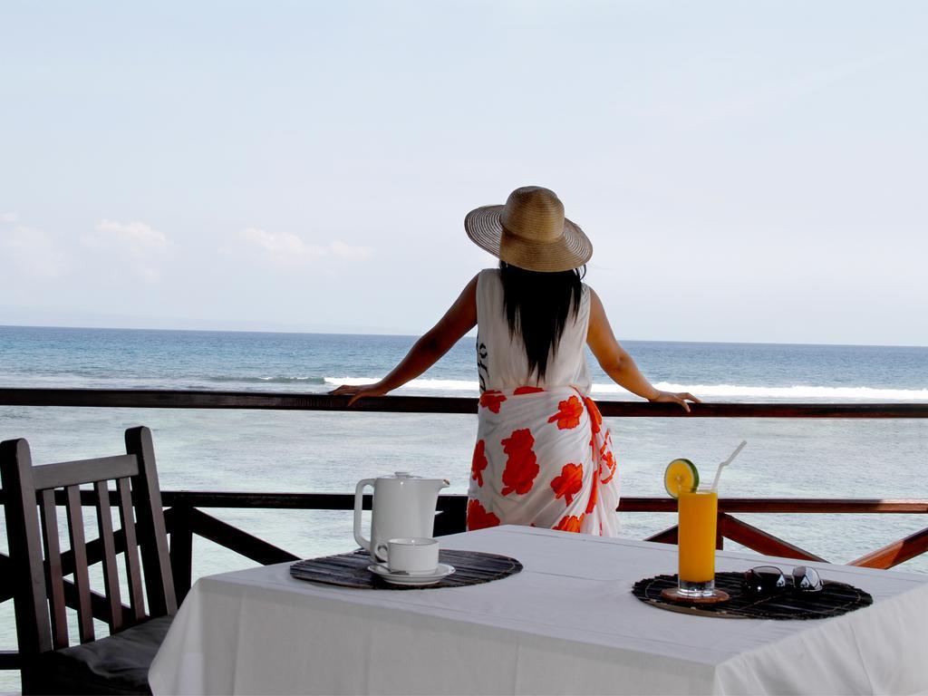 The Natia, A Seaside Hotel 캔디다사 외부 사진