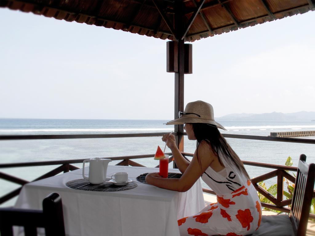The Natia, A Seaside Hotel 캔디다사 외부 사진